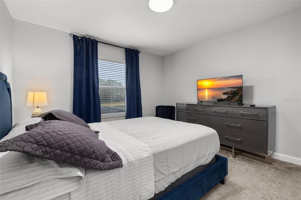 En Venta: $525,000 (4 camas, 3 baños, 1902 Pies cuadrados)