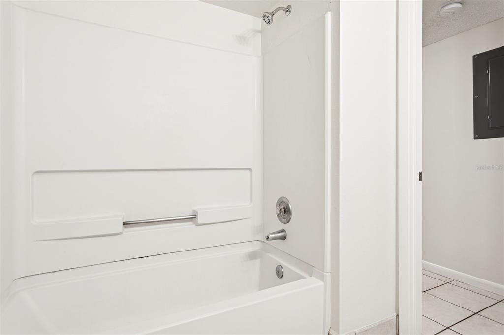 待售: $237,900 (3 贝兹, 2 浴室, 1351 平方英尺)