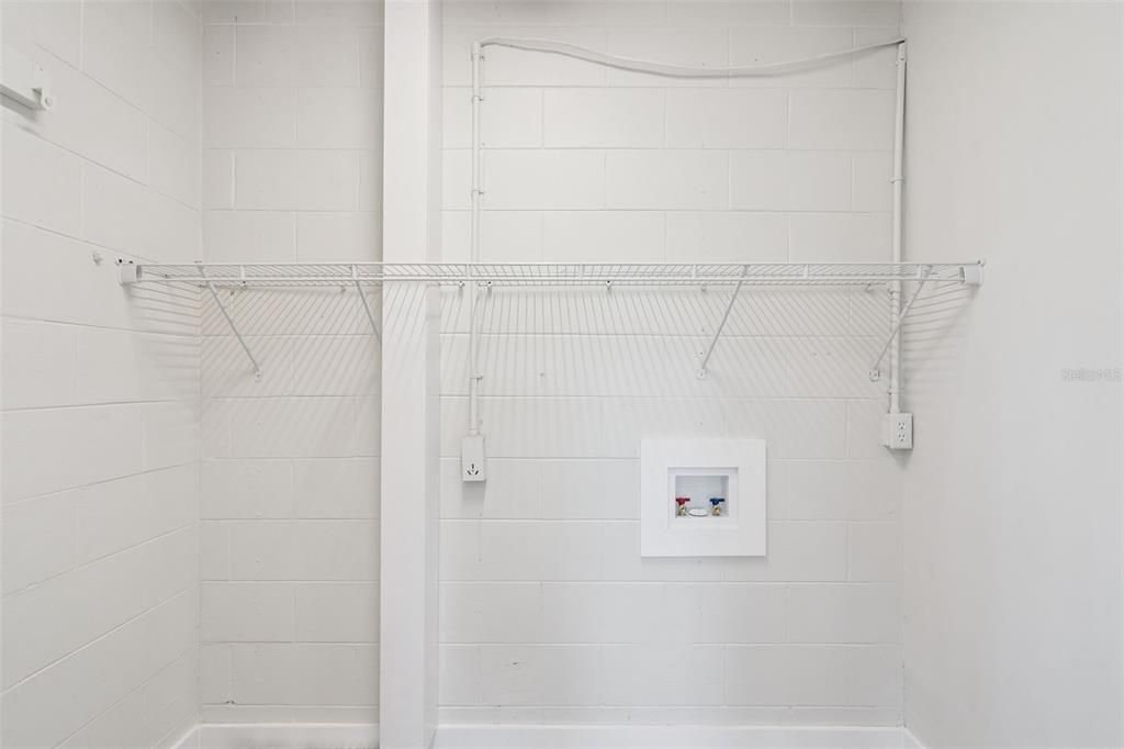 For Sale: $1,599,999 (5 beds, 5 baths, 4389 Square Feet)