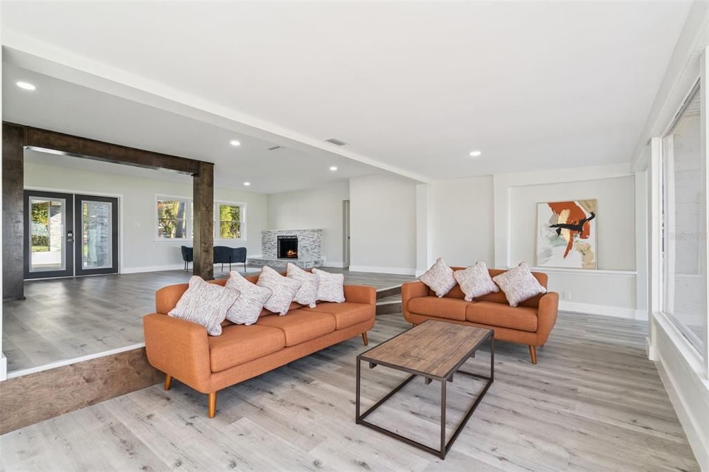 For Sale: $1,599,999 (5 beds, 5 baths, 4389 Square Feet)