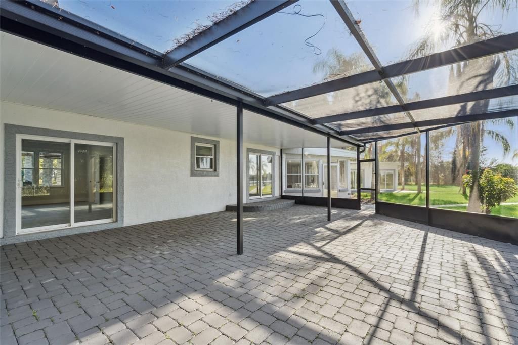 For Sale: $1,599,999 (5 beds, 5 baths, 4389 Square Feet)