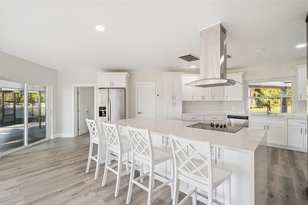 For Sale: $1,599,999 (5 beds, 5 baths, 4389 Square Feet)