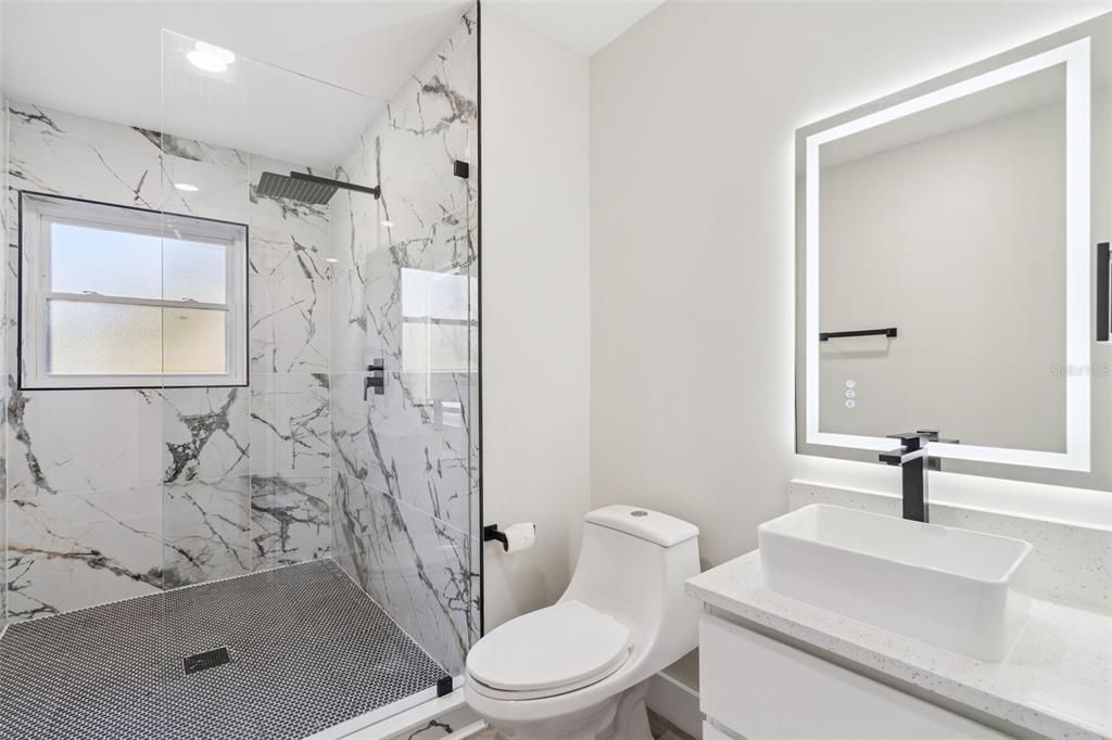 For Sale: $1,599,999 (5 beds, 5 baths, 4389 Square Feet)