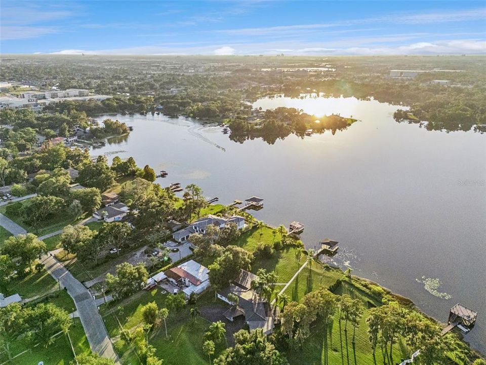 For Sale: $1,599,999 (5 beds, 5 baths, 4389 Square Feet)