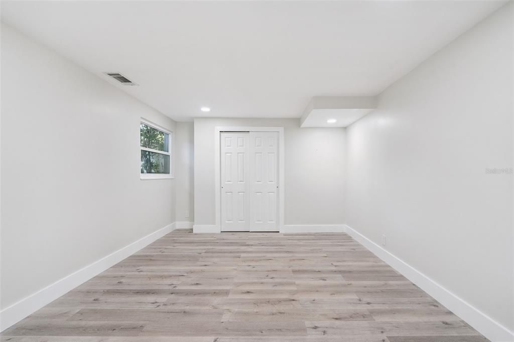 For Sale: $1,599,999 (5 beds, 5 baths, 4389 Square Feet)