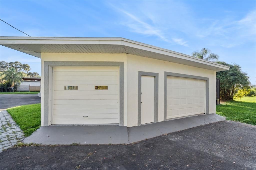 For Sale: $1,599,999 (5 beds, 5 baths, 4389 Square Feet)