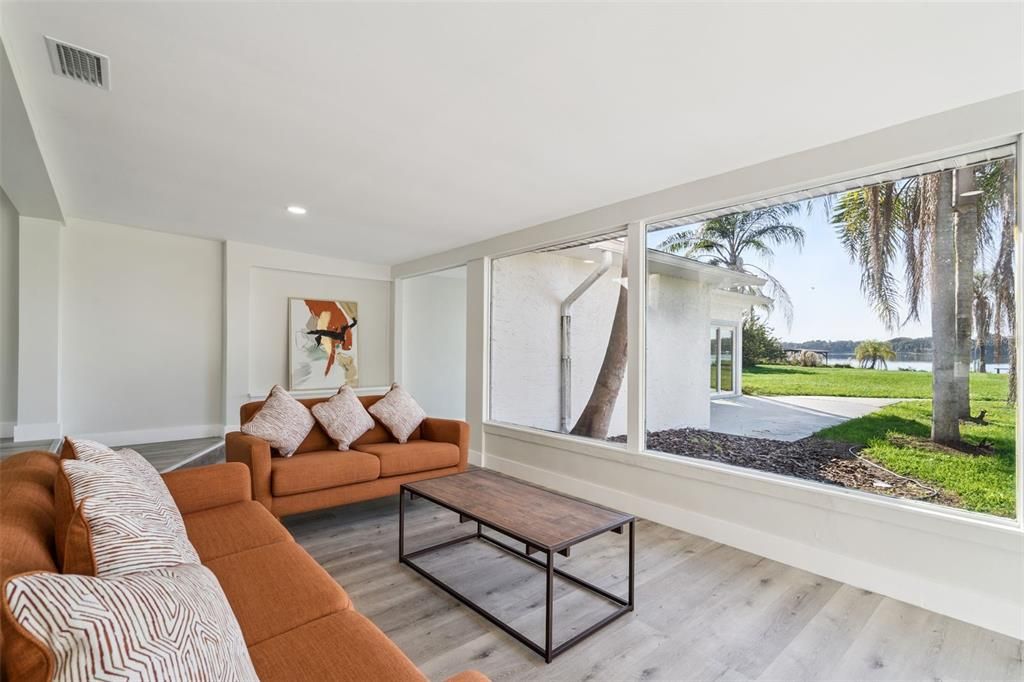 For Sale: $1,599,999 (5 beds, 5 baths, 4389 Square Feet)