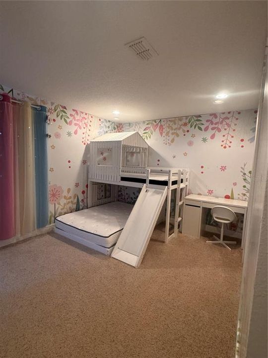 For Rent: $5,600 (5 beds, 3 baths, 3365 Square Feet)