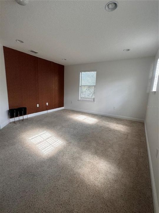 For Rent: $5,600 (5 beds, 3 baths, 3365 Square Feet)