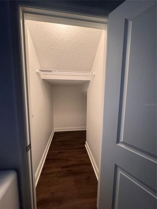 For Rent: $5,600 (5 beds, 3 baths, 3365 Square Feet)