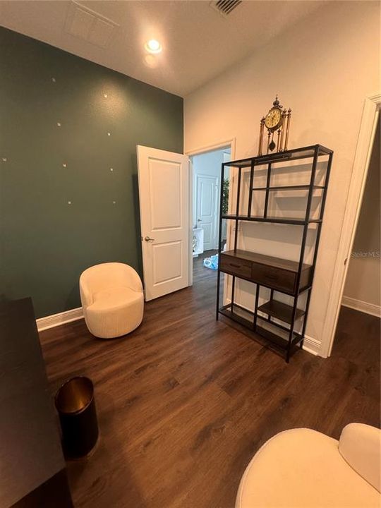 For Rent: $5,600 (5 beds, 3 baths, 3365 Square Feet)