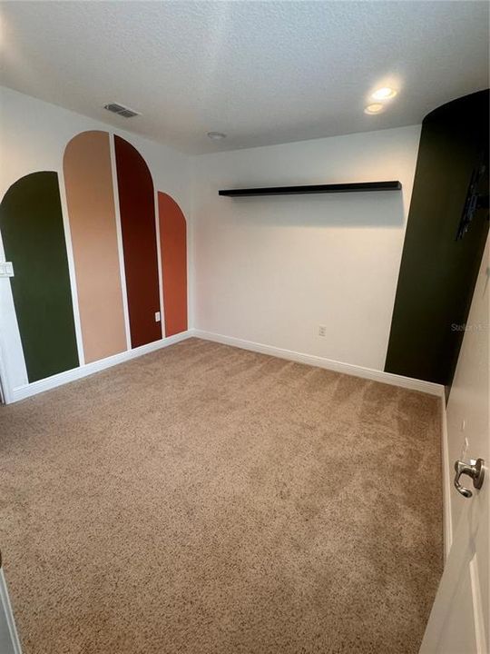 For Rent: $5,600 (5 beds, 3 baths, 3365 Square Feet)