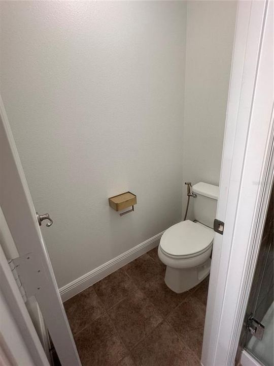 For Rent: $5,600 (5 beds, 3 baths, 3365 Square Feet)