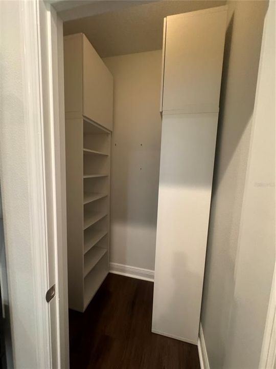 For Rent: $5,600 (5 beds, 3 baths, 3365 Square Feet)