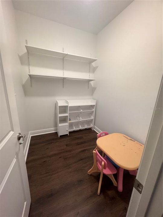 For Rent: $5,600 (5 beds, 3 baths, 3365 Square Feet)