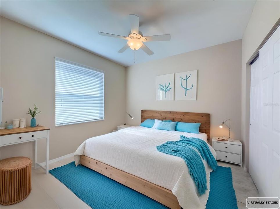 В аренду: $2,100 (2 спален, 2 ванн, 1317 Квадратных фут)