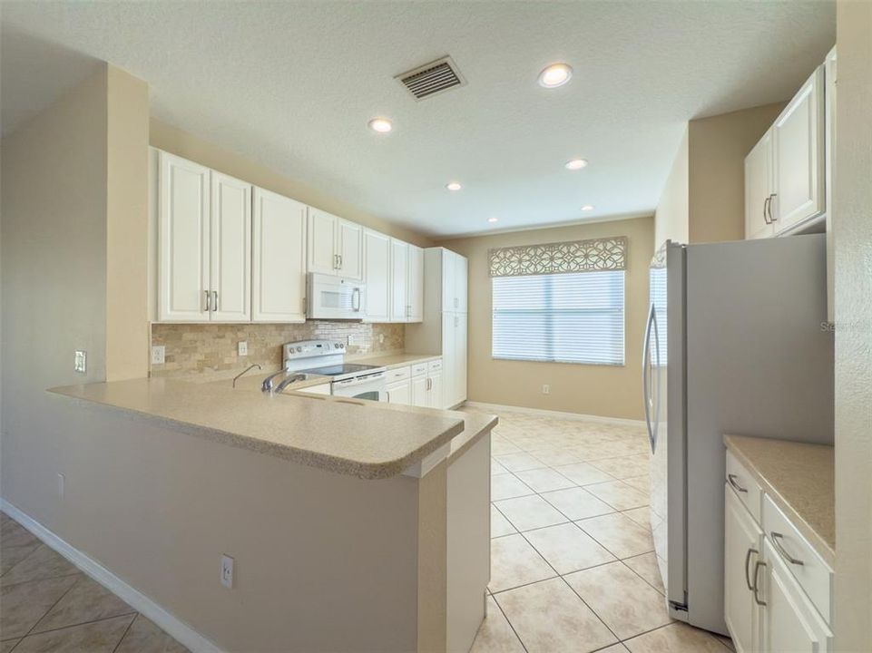 В аренду: $2,100 (2 спален, 2 ванн, 1317 Квадратных фут)