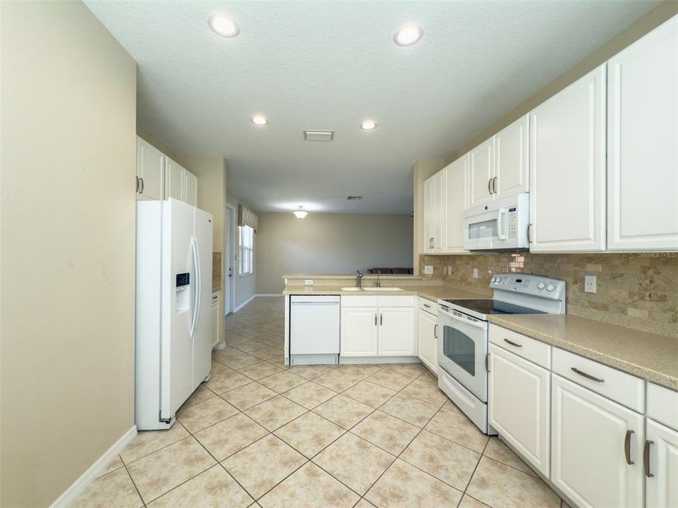 В аренду: $2,100 (2 спален, 2 ванн, 1317 Квадратных фут)