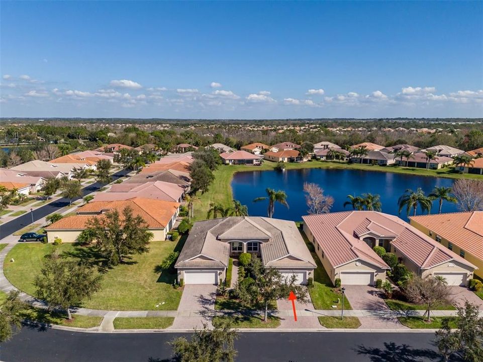 В аренду: $2,100 (2 спален, 2 ванн, 1317 Квадратных фут)