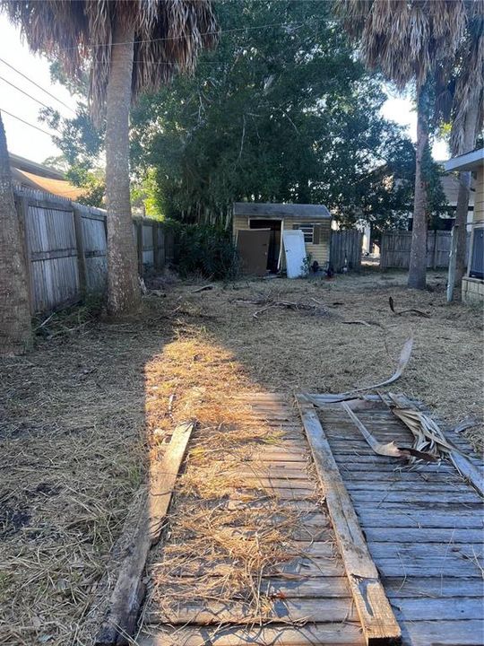 For Sale: $299,000 (3 beds, 2 baths, 1686 Square Feet)