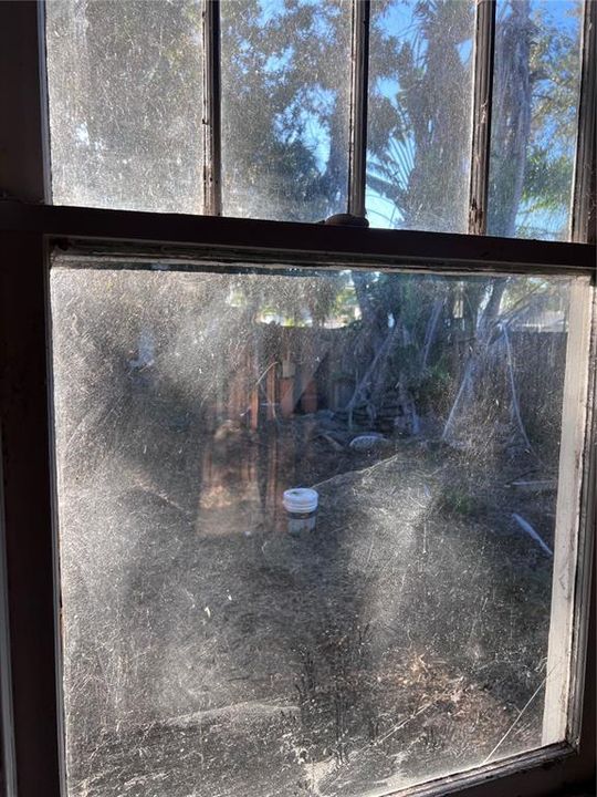 For Sale: $299,000 (3 beds, 2 baths, 1686 Square Feet)