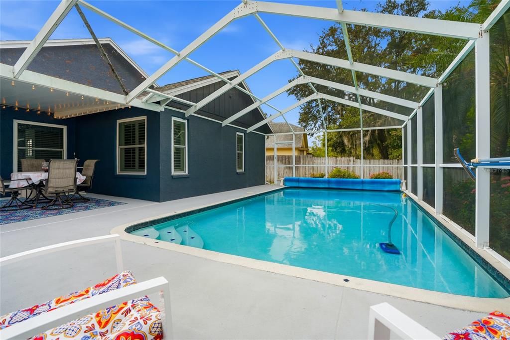 На продажу: $369,900 (3 спален, 2 ванн, 1558 Квадратных фут)