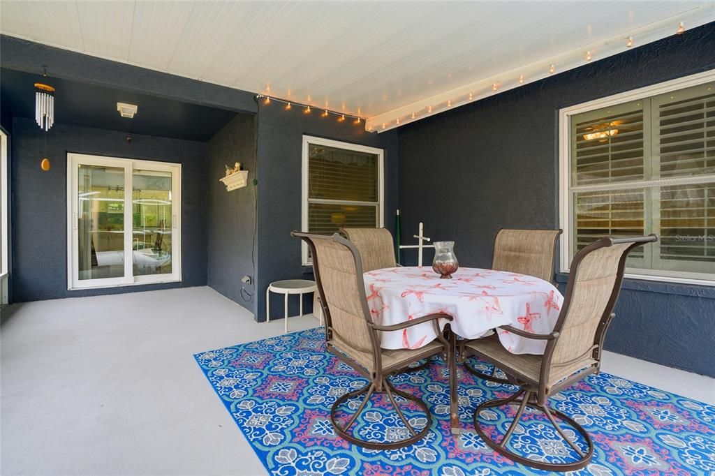 На продажу: $369,900 (3 спален, 2 ванн, 1558 Квадратных фут)