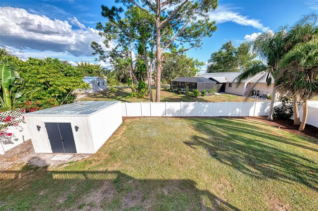 For Sale: $425,000 (2 beds, 2 baths, 1101 Square Feet)