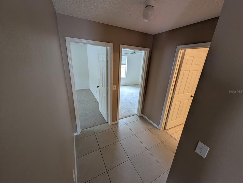 En Venta: $233,000 (2 camas, 2 baños, 1121 Pies cuadrados)