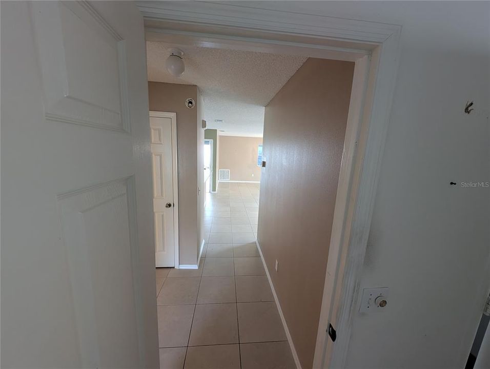 En Venta: $233,000 (2 camas, 2 baños, 1121 Pies cuadrados)