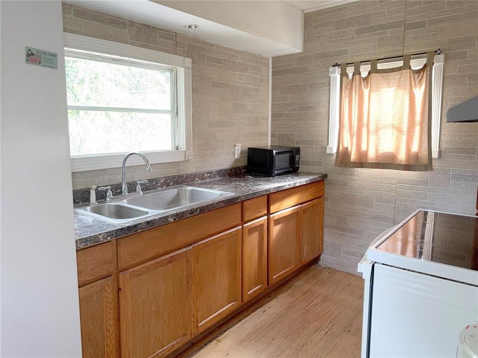 En Venta: $248,990 (2 camas, 1 baños, 804 Pies cuadrados)