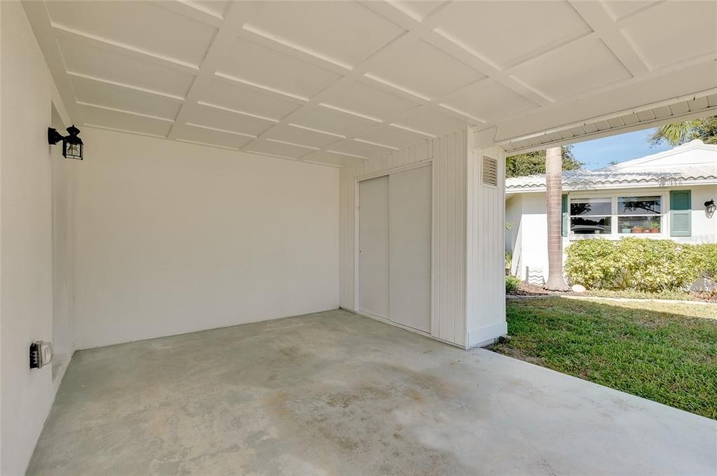 待售: $234,900 (2 贝兹, 2 浴室, 1083 平方英尺)