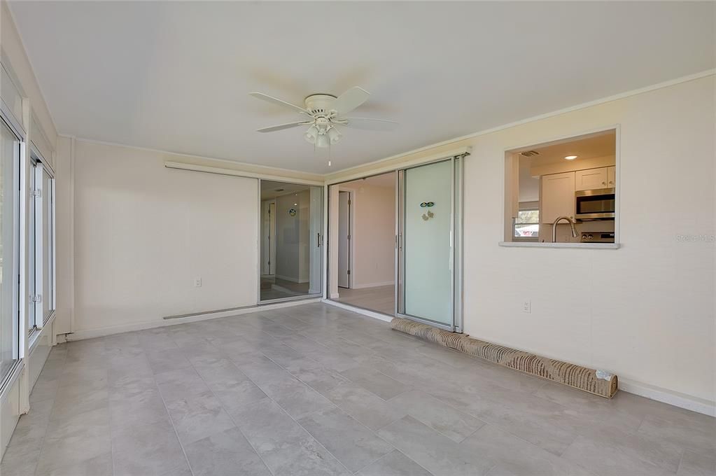 待售: $234,900 (2 贝兹, 2 浴室, 1083 平方英尺)