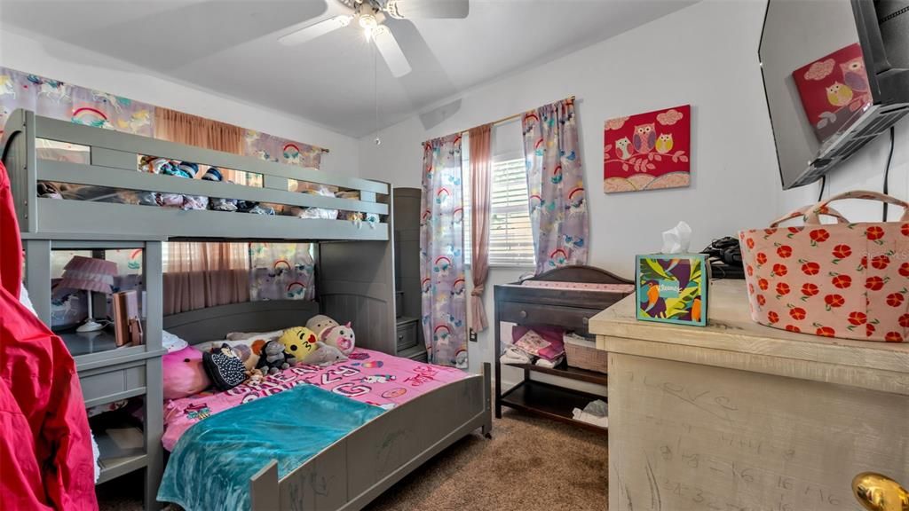 For Sale: $210,000 (3 beds, 1 baths, 1289 Square Feet)