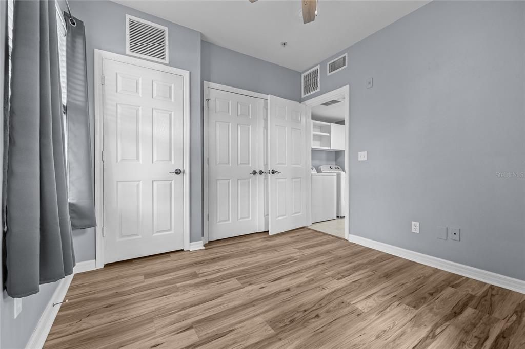 Activo con contrato: $199,000 (1 camas, 1 baños, 450 Pies cuadrados)