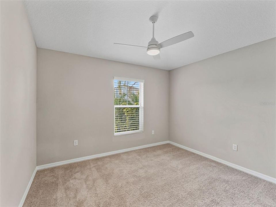 En Renta: $2,325 (4 camas, 2 baños, 1848 Pies cuadrados)