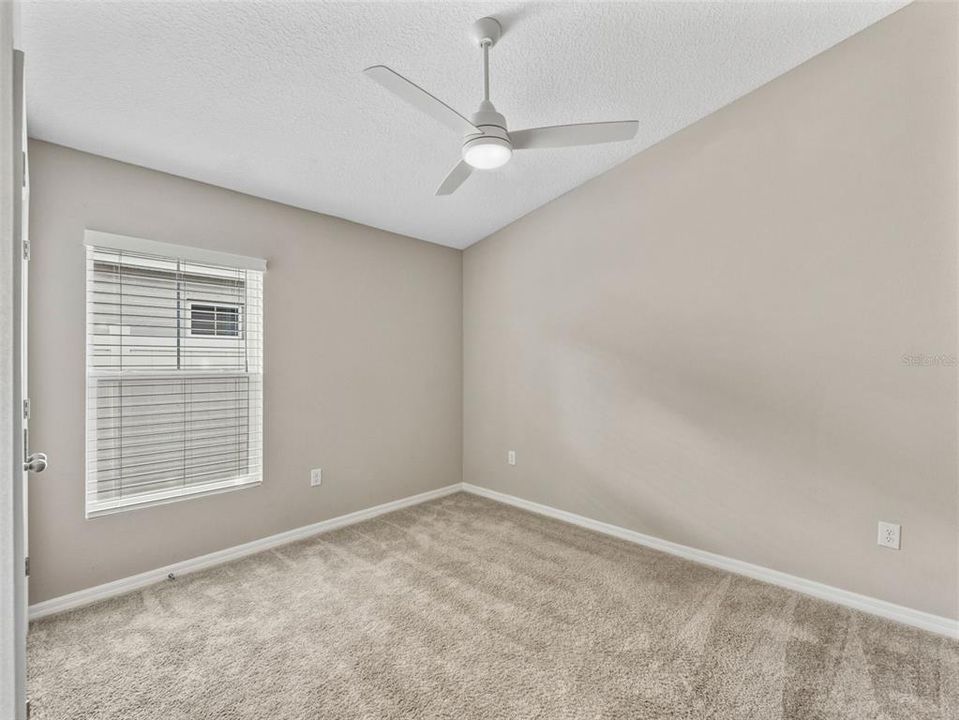 En Renta: $2,325 (4 camas, 2 baños, 1848 Pies cuadrados)