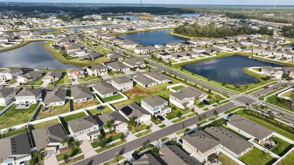 En Renta: $2,325 (4 camas, 2 baños, 1848 Pies cuadrados)