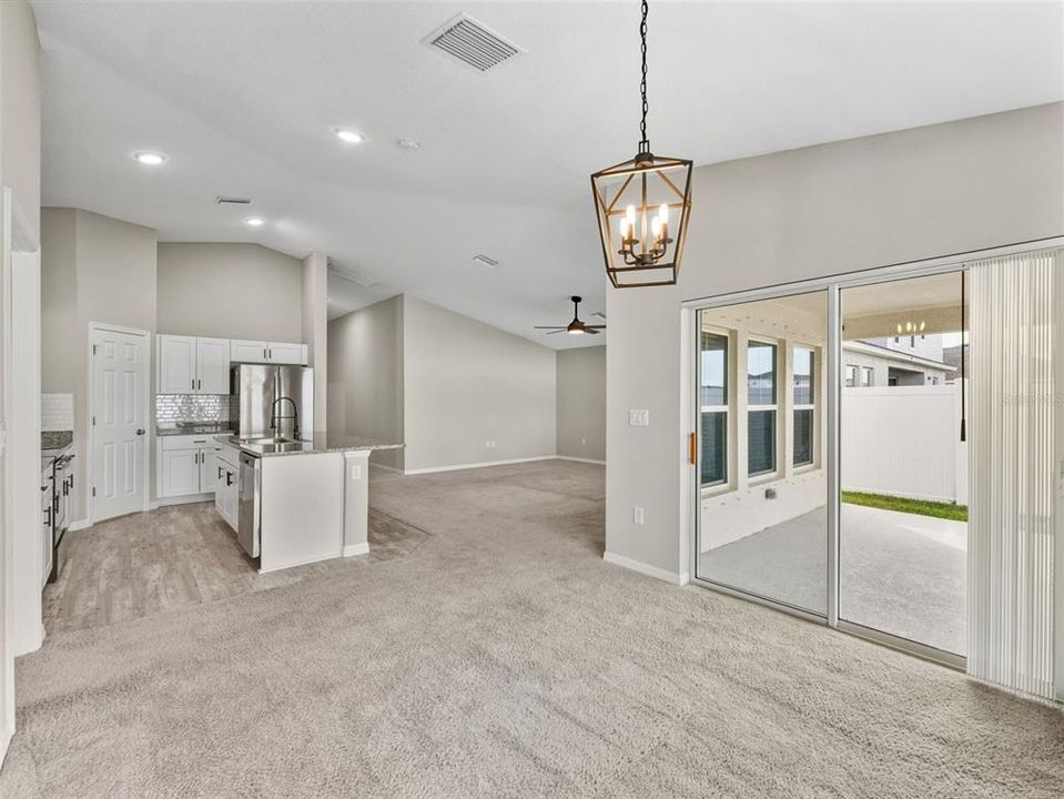 En Renta: $2,325 (4 camas, 2 baños, 1848 Pies cuadrados)