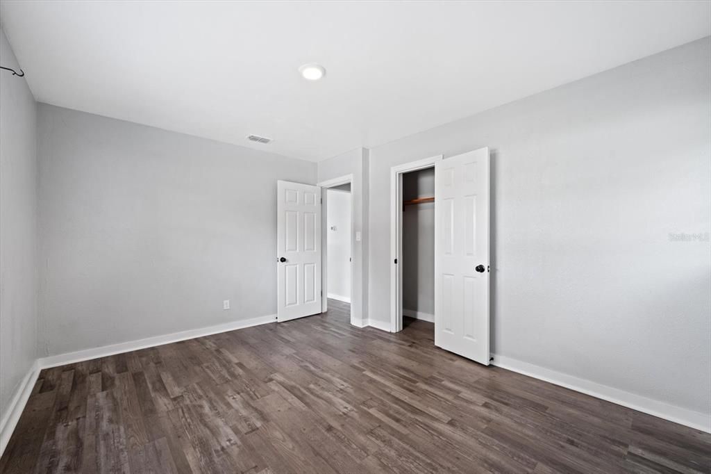 На продажу: $336,990 (3 спален, 2 ванн, 1335 Квадратных фут)