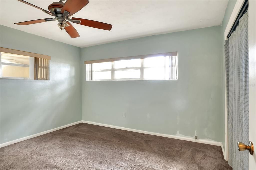 En Venta: $335,000 (4 camas, 1 baños, 1665 Pies cuadrados)