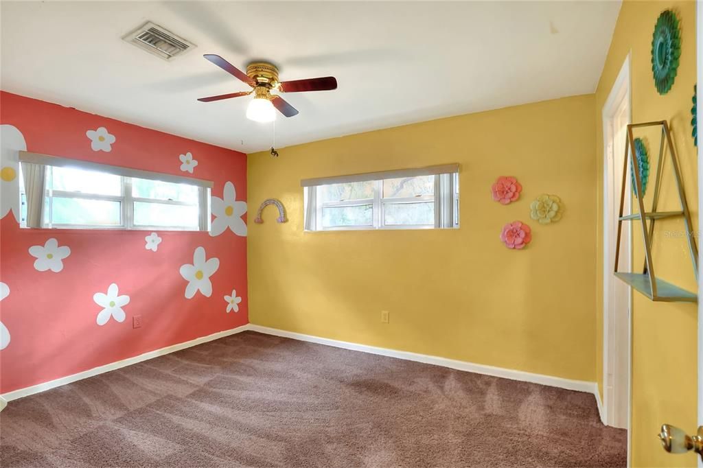 En Venta: $335,000 (4 camas, 1 baños, 1665 Pies cuadrados)