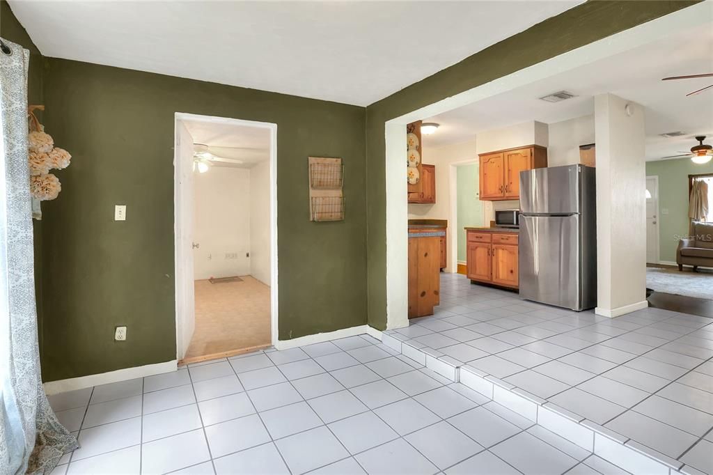 En Venta: $335,000 (4 camas, 1 baños, 1665 Pies cuadrados)