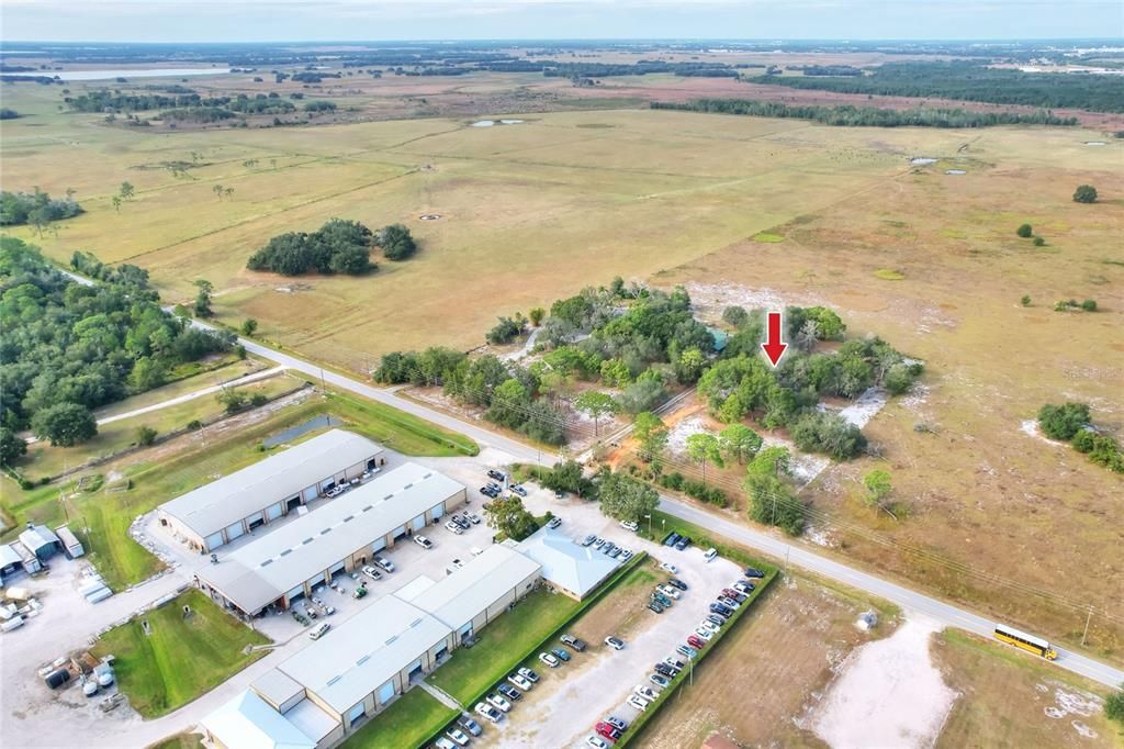 待售: $335,000 (4 贝兹, 1 浴室, 1665 平方英尺)