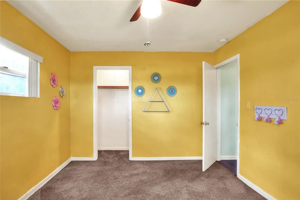 En Venta: $335,000 (4 camas, 1 baños, 1665 Pies cuadrados)