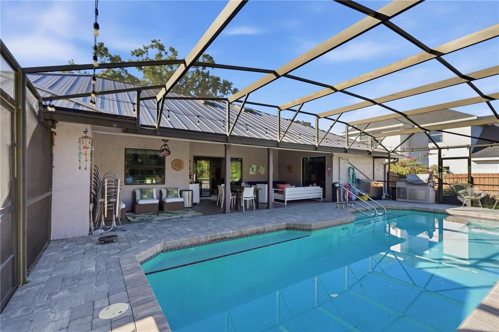 For Sale: $650,000 (4 beds, 2 baths, 2202 Square Feet)