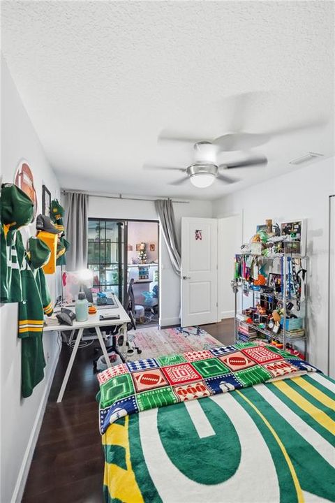 For Sale: $650,000 (4 beds, 2 baths, 2202 Square Feet)