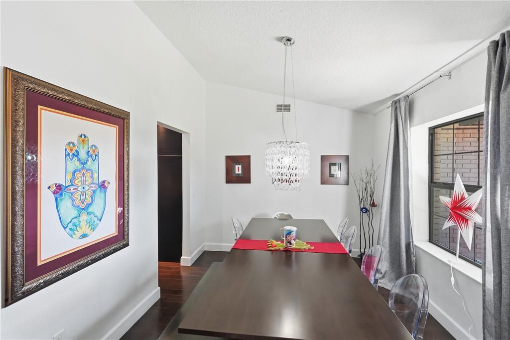 For Sale: $650,000 (4 beds, 2 baths, 2202 Square Feet)