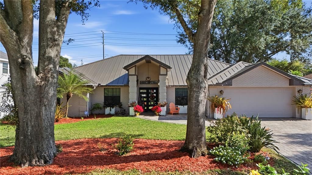 For Sale: $650,000 (4 beds, 2 baths, 2202 Square Feet)