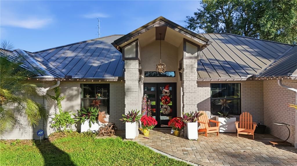 For Sale: $650,000 (4 beds, 2 baths, 2202 Square Feet)